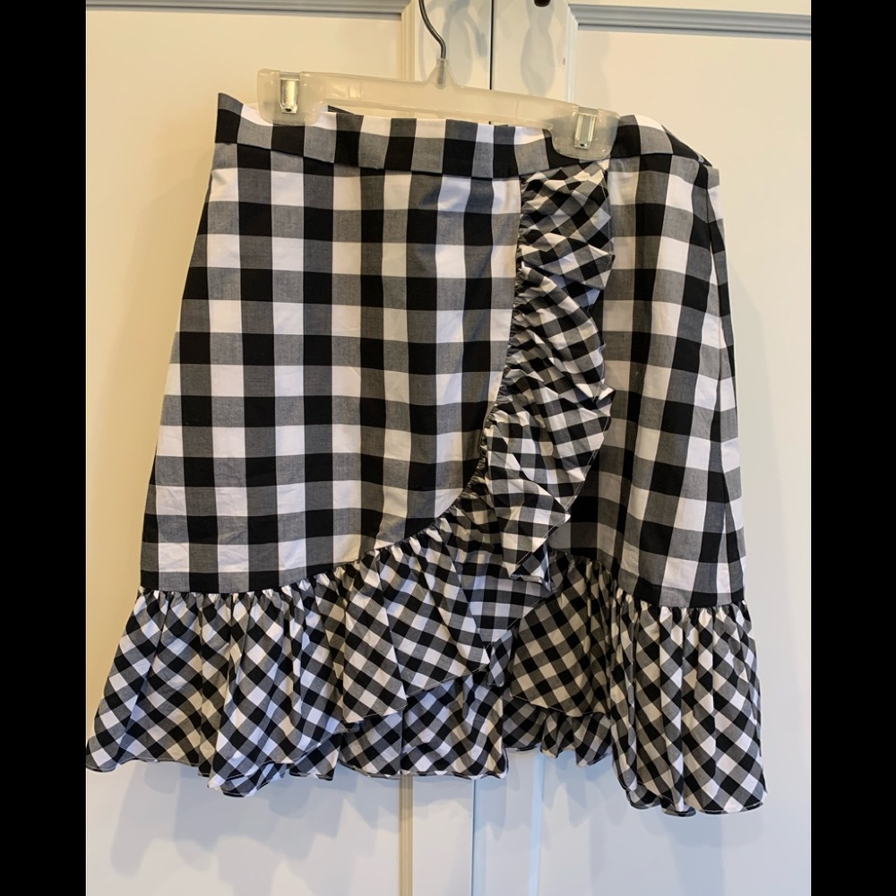 Black and white gingham skirt
